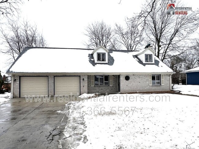 Building Photo - 13311 W Ferguson Rd