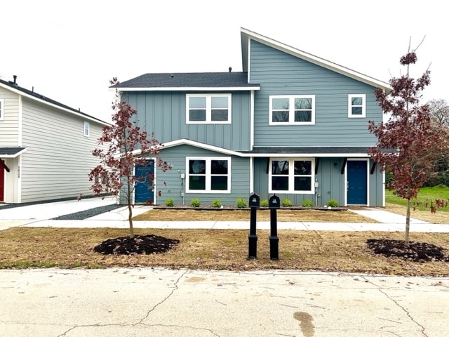 Home Exterior - 5824 Grayson St (Fort Worth, TX)