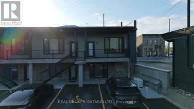 Building Photo - 8 Clothier St E