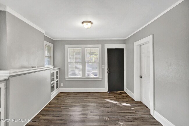 Foto del edificio - 1431 W 26th St