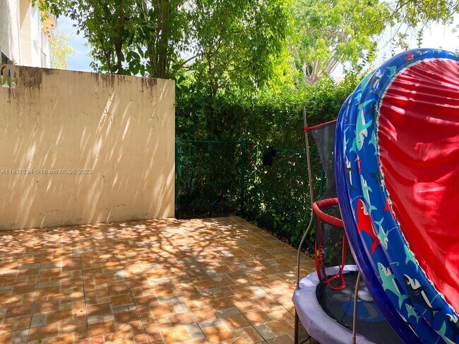 Foto del edificio - 6676 SW 115th Ct