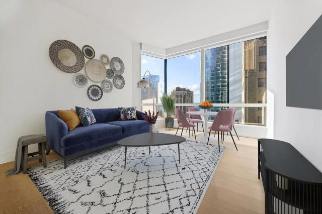 Foto principal - 2 bedroom in New York NY 10013