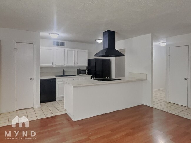 Foto del edificio - 551 Oldbridge Dr