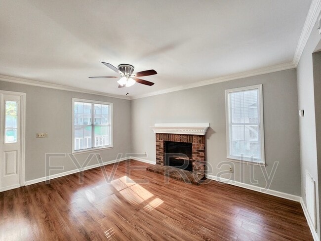 Building Photo - 949 Strand Fleet Dr