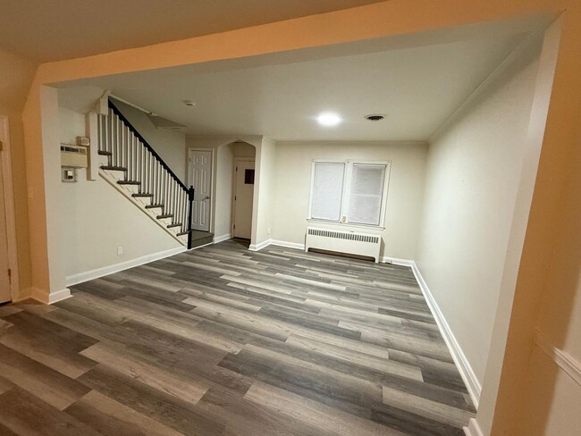 Foto del edificio - Spacious 4BR townhouse in Baltimore