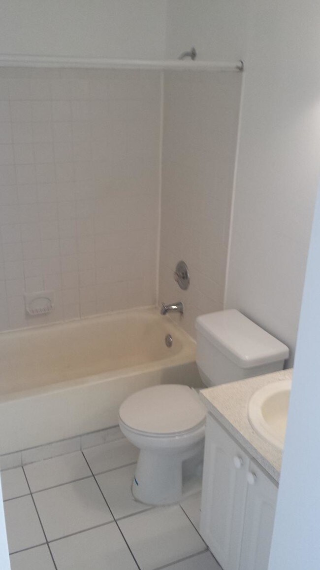 Foto del edificio - 4431 Treehouse Ln