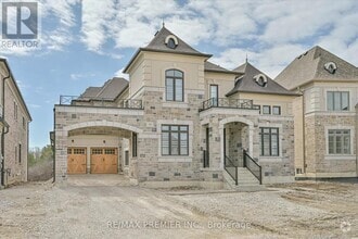 Building Photo - 94 Sunny Acre Cres