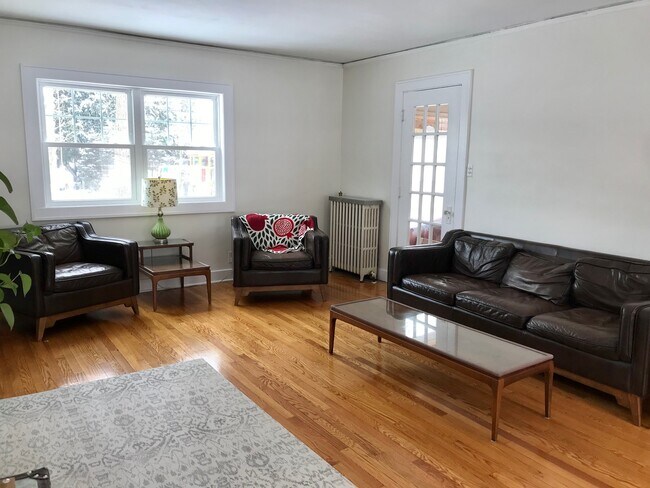 Foto del edificio - 8307 Greenwood Ave