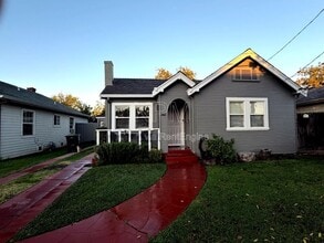 Building Photo - 1421 Buena Vista Ave