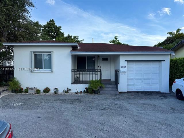 Foto del edificio - 6110 Coral Wy