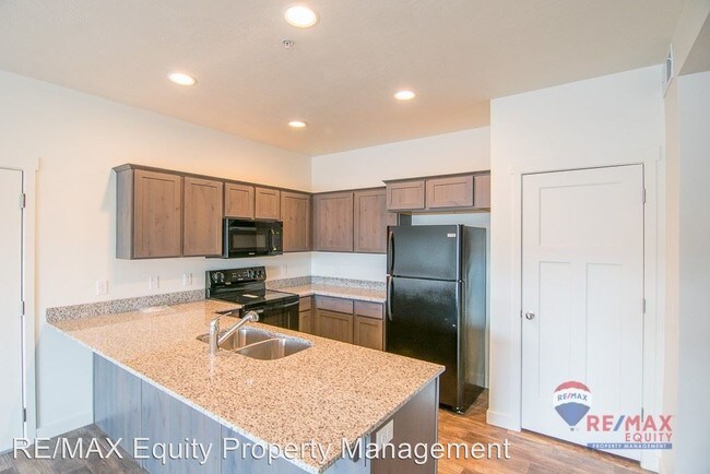Building Photo - 1 br, 1 bath House - 815 E 550 S #102