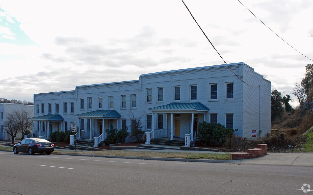 Primary Photo - 212-222 E Wythe St