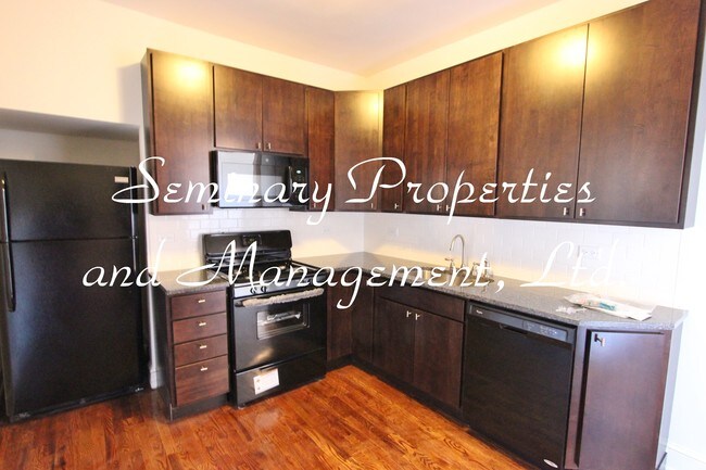 Building Photo - 2125 W Irving Park Rd