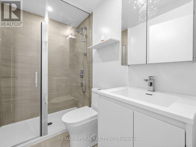 Building Photo - 1 Quarrington Ln