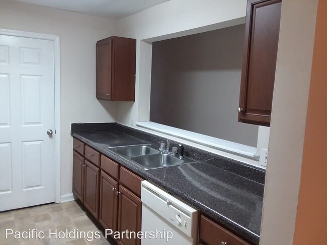 Foto del edificio - 6103 Fairington Ridge Cir