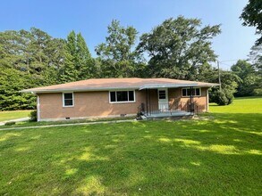 Building Photo - 8852 GA-166