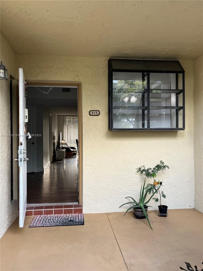 Building Photo - 1258 S Military Trail