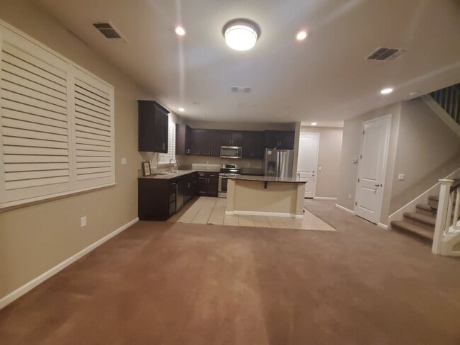 Building Photo - 408 Baja Ct