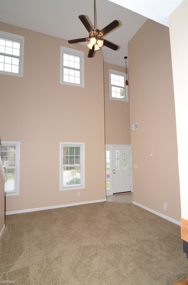 Foto del edificio - 3443 Oaktree Way