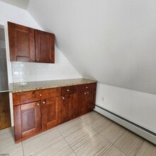 Building Photo - 316 Summer Ave