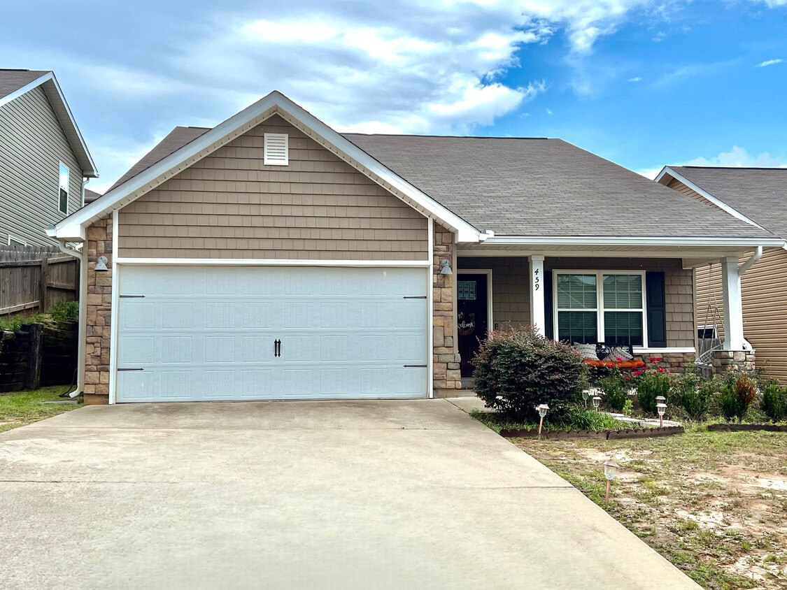 459 Eisenhower Dr, Crestview, FL 32539 House for Rent in Crestview