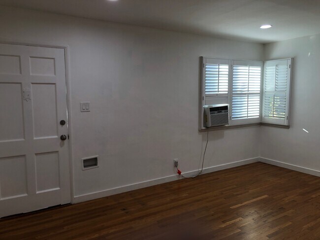 Foto del edificio - 1244 26th St