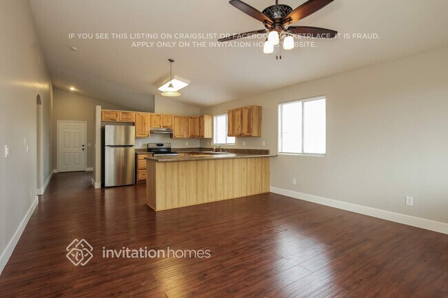 Foto del edificio - 15303 W Hope Dr