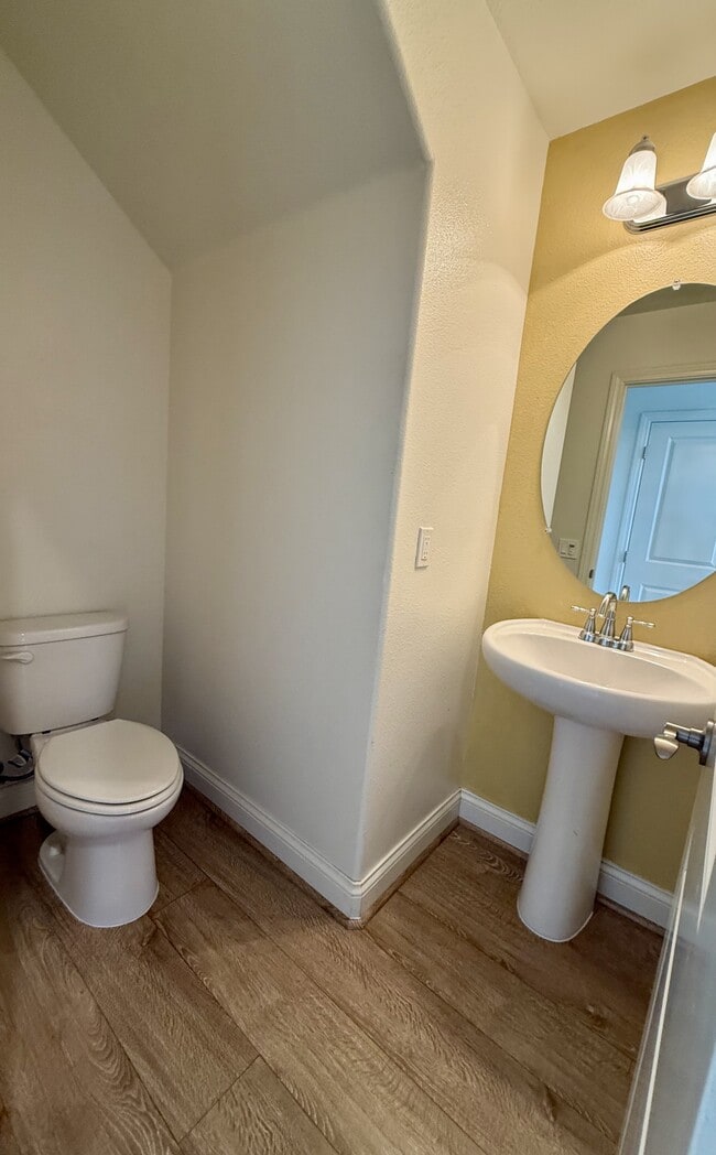 Building Photo - 311 Oak Hill Rd