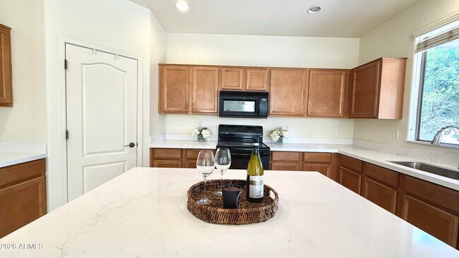 Foto del edificio - 9035 W Bluefield Ave