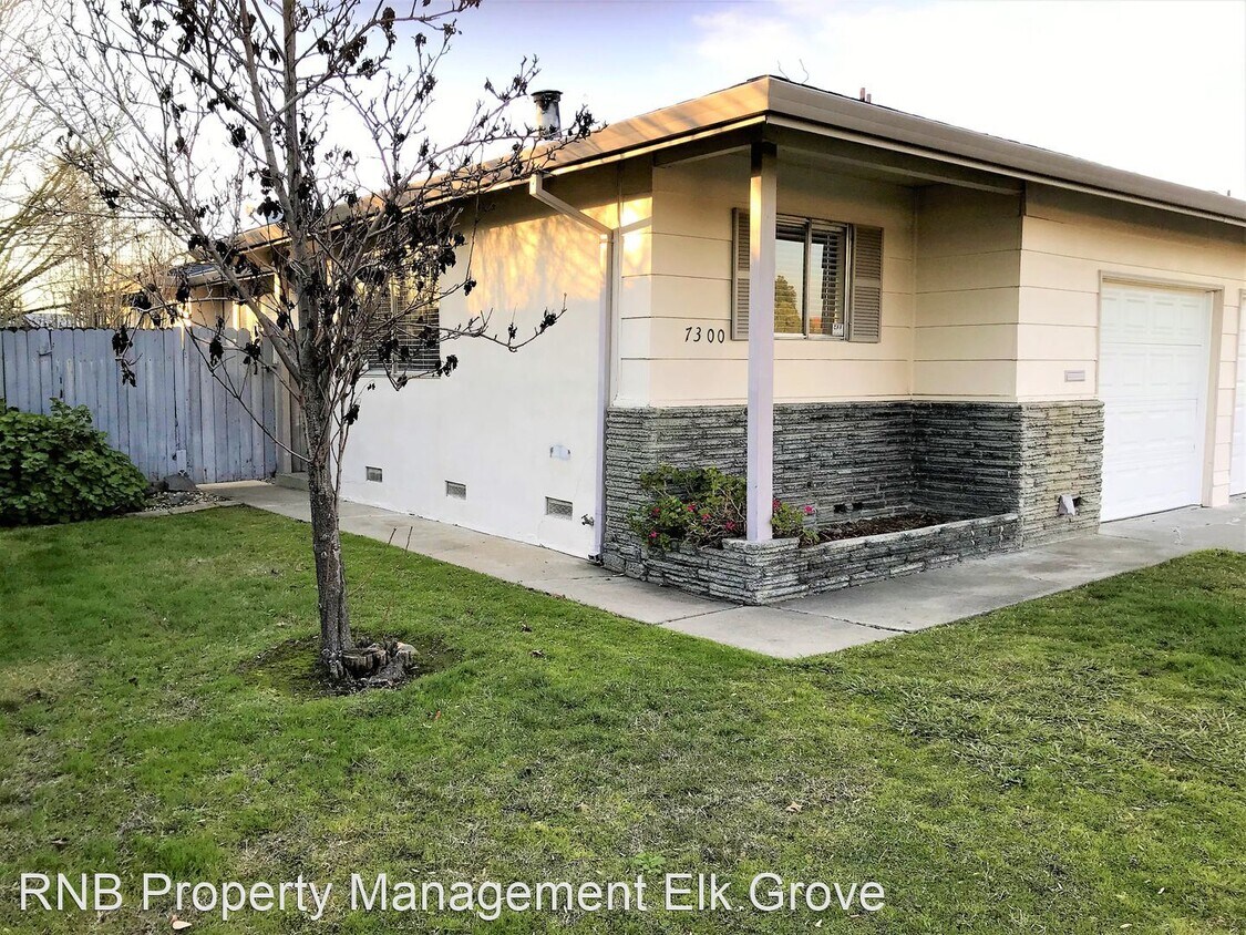 Primary Photo - 2 br, 1 bath House - 7300 Idle Wild Street