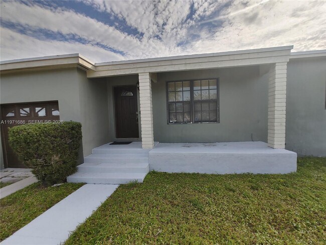 Foto del edificio - 14901 NW 9th Ct