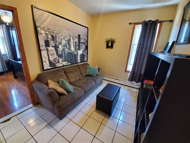 Foto del edificio - 249 Arlington Ave