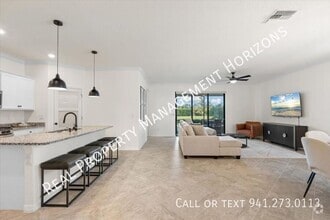 Building Photo - 17238 Blue Rdg Pl