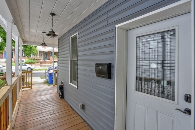 Photo - 619 E 35th Street House