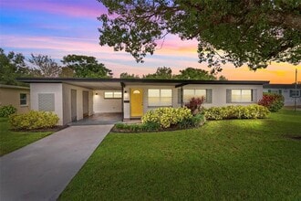 Building Photo - 3015 Tampico Dr