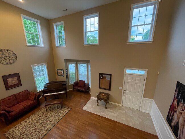 Building Photo - 104 Honey Crisp Way