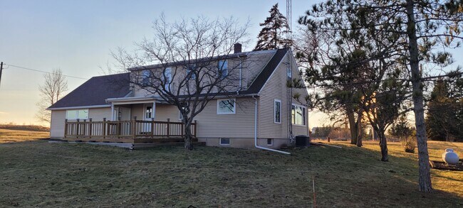 Foto del edificio - 9333 Skyline Dr