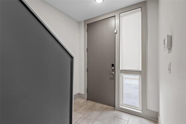 Foto del edificio - 63 Reynolds Square Ln