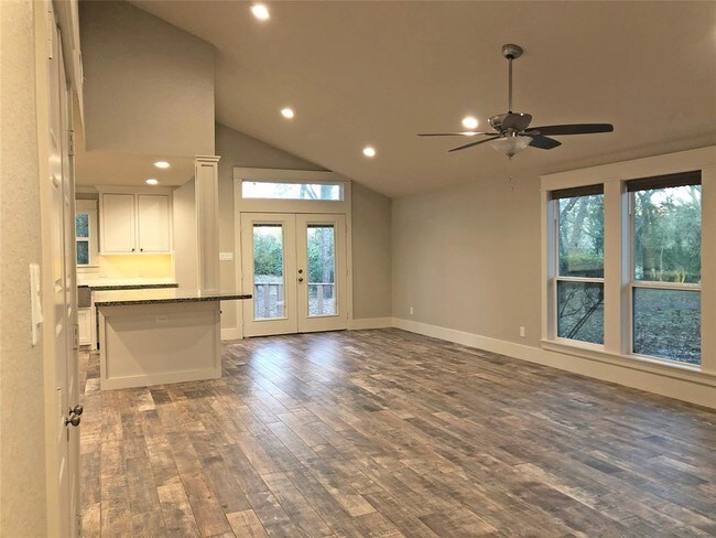 Building Photo - 1101 Winding Way Dr