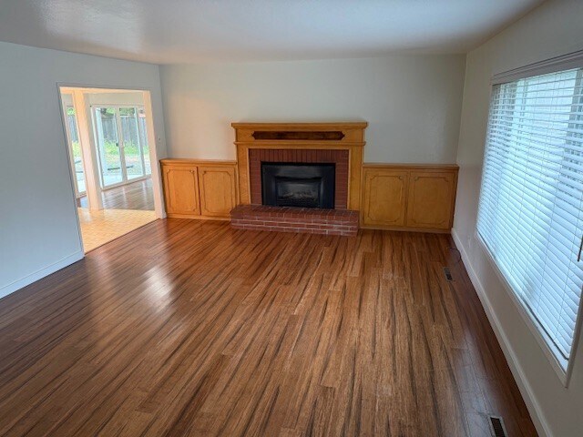 Foto del edificio - 4307 Deer Trail Rd