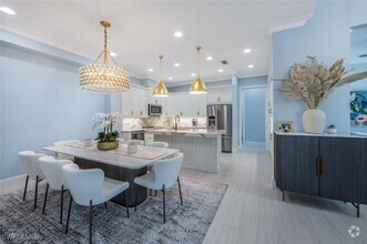 Building Photo - 6907 Saona CT