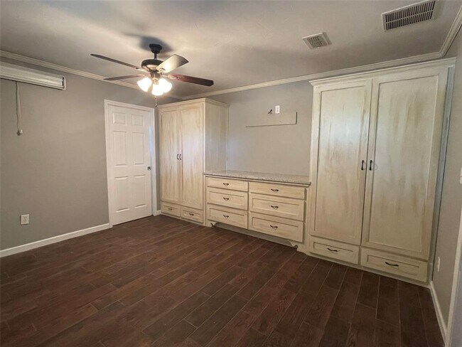 Foto del edificio - 600 S Morrison St