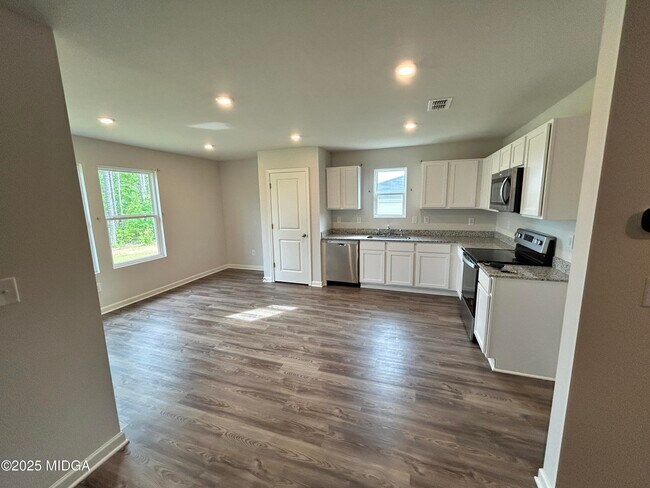 Foto del edificio - 272 Laurel Springs Dr