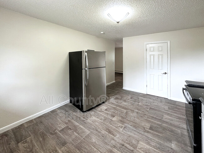 Building Photo - 2119 Preuss Rd