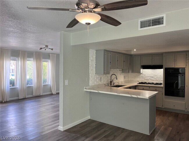 Foto del edificio - 3369 Medina Ct