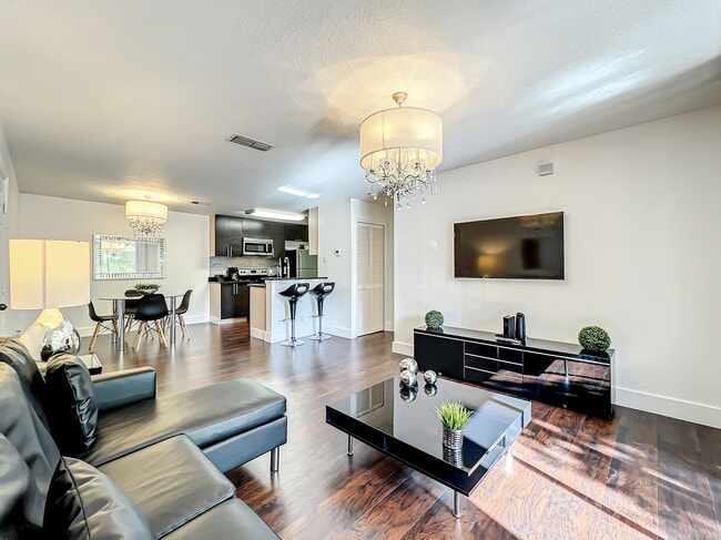 Building Photo - Pissarro Drive, Orlando, FL 32819 - 1 BR 1 BA condo