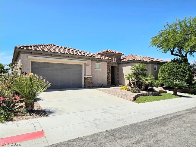 Foto del edificio - 2139 Twin Falls Dr