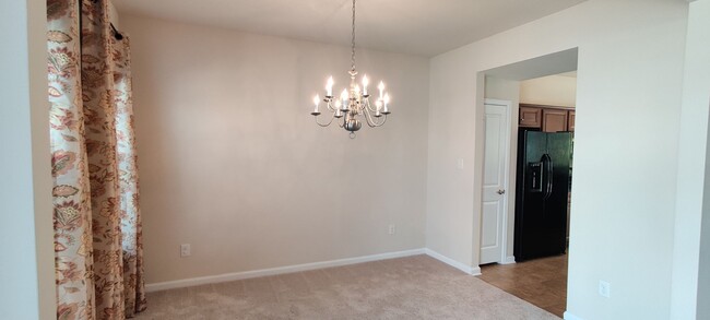 Foto del edificio - 3 bedroom townhome