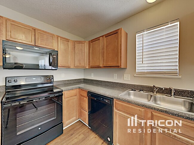 Foto del edificio - 925 Schofield Ln