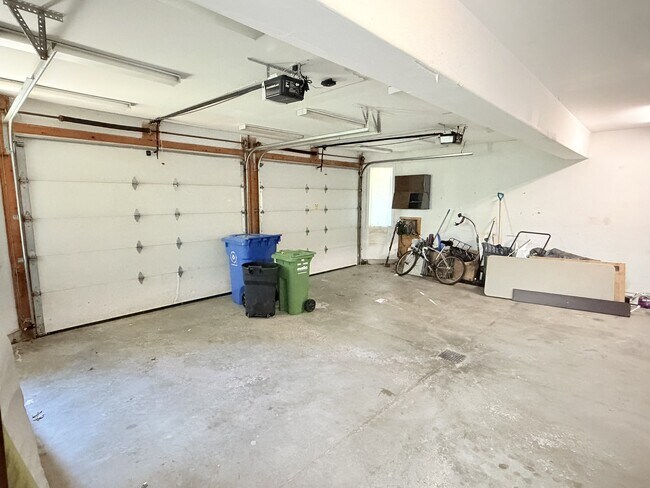 Photo du bâtiment - 4305 Casgrain Dr